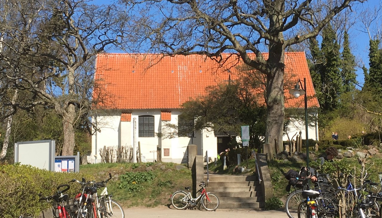 Island church in monastery, &copy; Hiddenseer Hafen- und Kurbetrieb