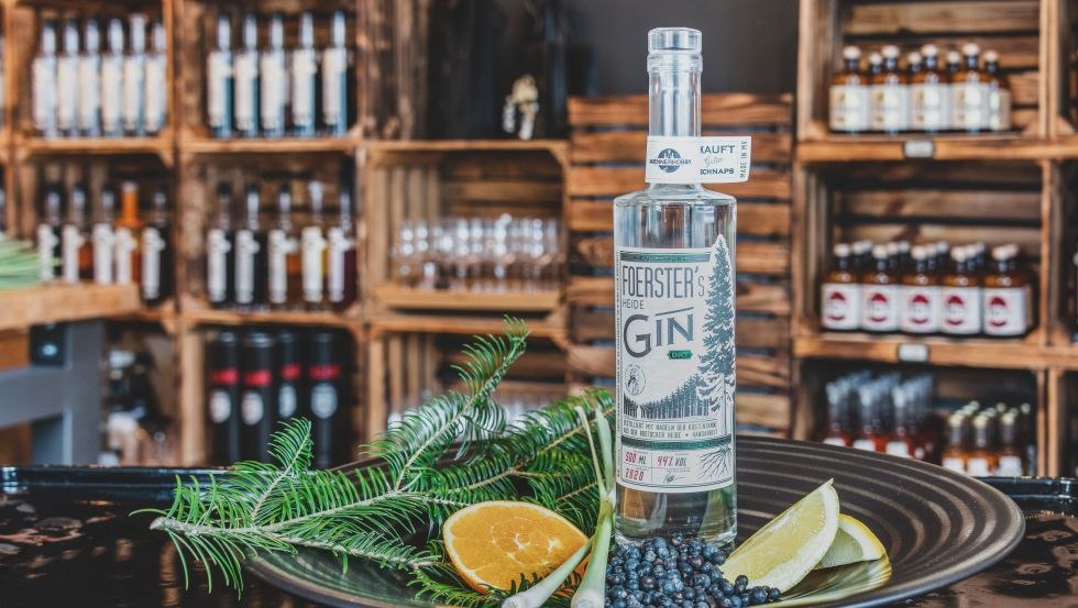 FOERSTER`s Heath Gin // &copy; Erste M&AElig;NNERHOBBY GmbH