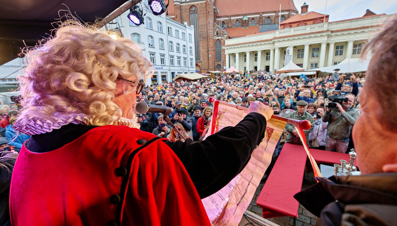 Martensmarkt Schwerin 2023 (LowRes) (c) Uwe Nölke (51), © Uwe Nölke Martensmarkt Schwerin 2023 (LowRes) (c) Uwe Nölke (51), © Uwe Nölke