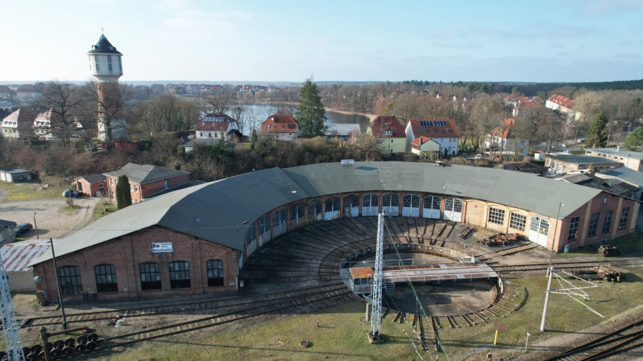 Engine shed harbor railroad // © Hafenbahn Engine shed harbor railroad // © Hafenbahn
