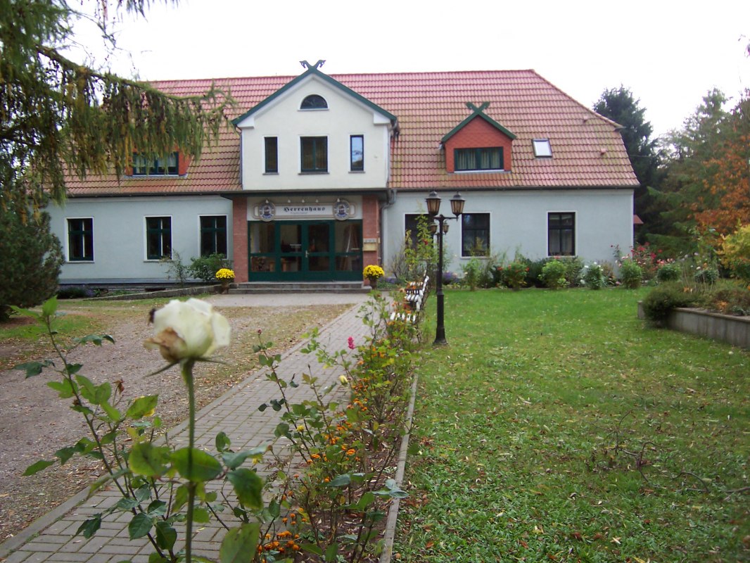 Landhuis Friedrichshof - Ingang // © Herrenhaus Friedrichshof Landhuis Friedrichshof - Ingang // © Herrenhaus Friedrichshof