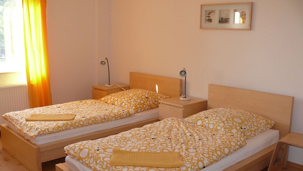 De gezellige kamer voor overnachtingen // &copy; Sommerhof Granzow/Britta Meyer-Itner