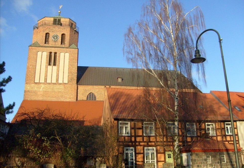 Widok na dostępną wieżę kościoła św. Piotra, © Hallfarth
