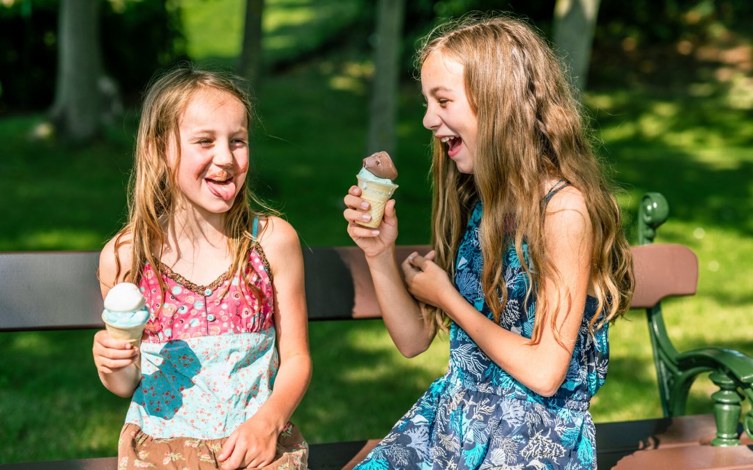 Dzieci jedzą lody na wyspie Uznam, © TMV/Tiemann