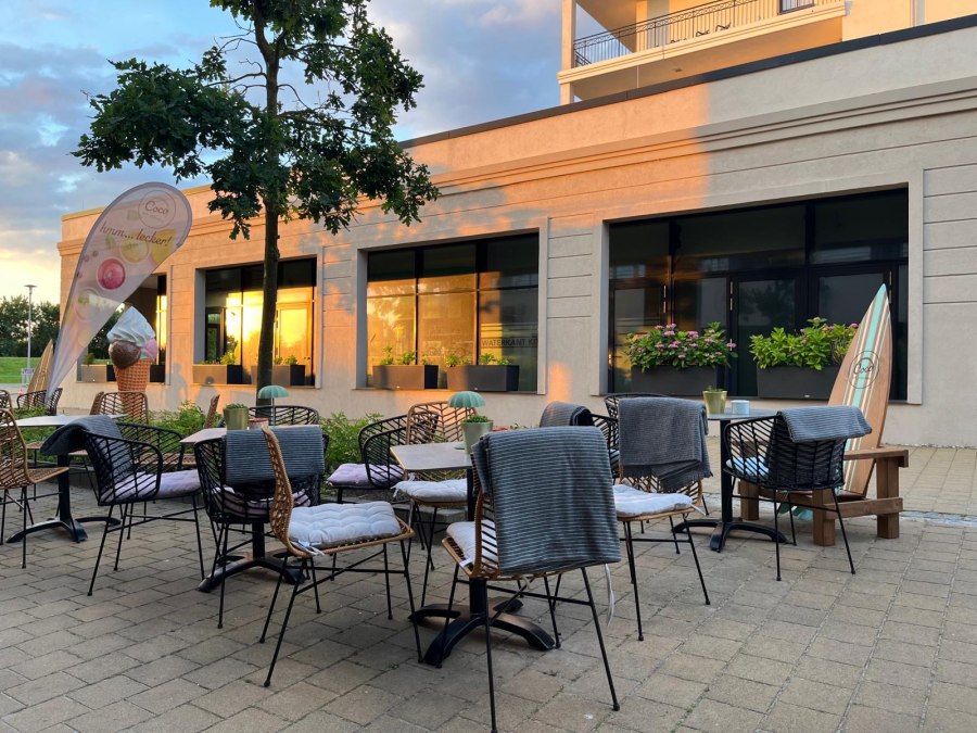 10ae7d46-4a94-4ba4-8eb9-cb2d7eb9858c 2, &copy; Christian Kirchhoff