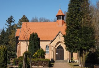 Church from the south side with entrance portal, © Frank Burger Church from the south side with entrance portal, © Frank Burger