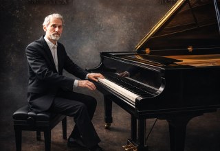 &copy; Alex Bergstedt