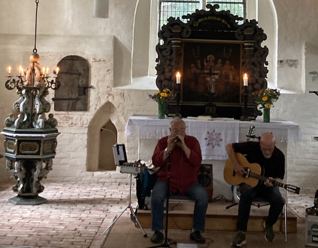 Letni cykl kulturalny 19.07.2026 Karl Valta (harmonijki bluesowe), Greyhound George (gitary) // © Johannes Spanke Letni cykl kulturalny 19.07.2026 Karl Valta (harmonijki bluesowe), Greyhound George (gitary) // © Johannes Spanke