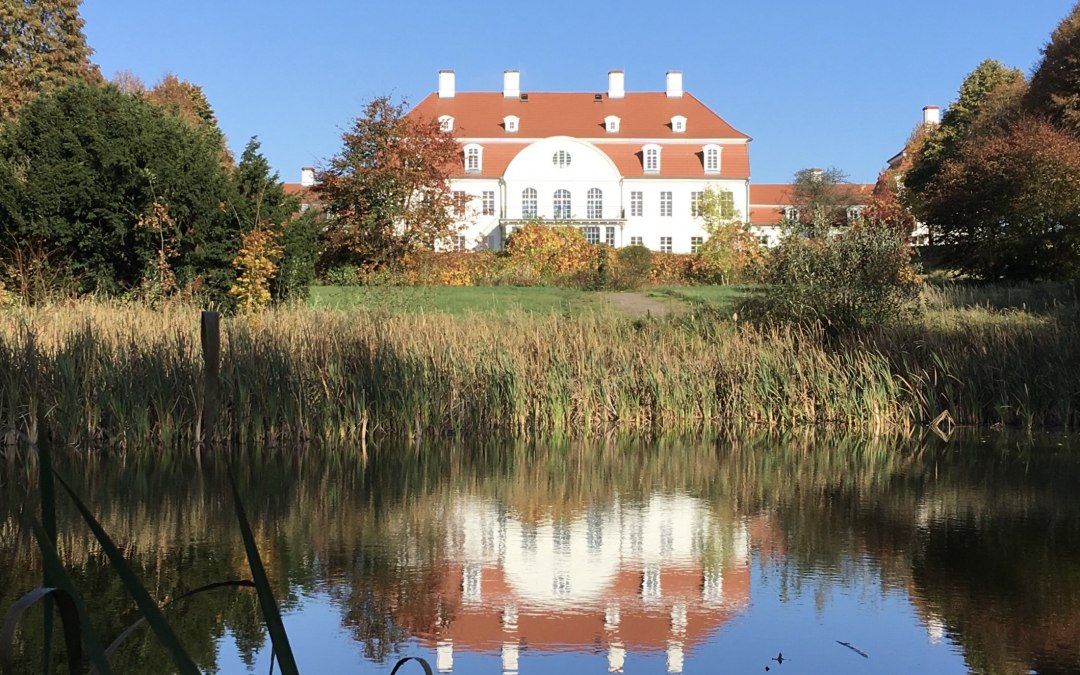 Kasteel Vietgest vanaf de kant van het meer, © Schloß Vietgest