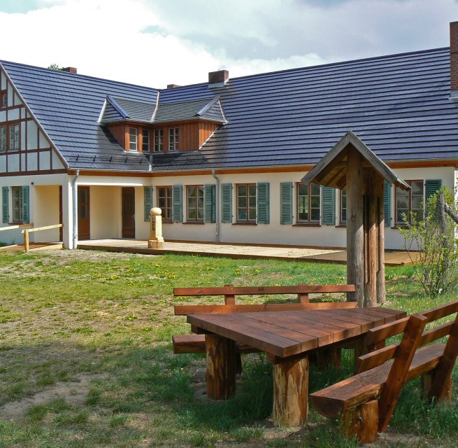 &copy; Barbara L&uuml;thi Herrmann