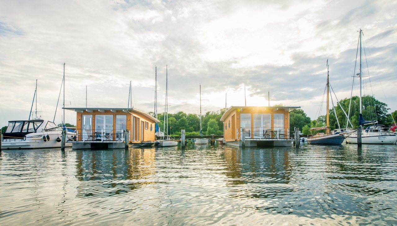 Woonboten in de natuurlijke haven van Krummin, © Naturhafen-Krummin GmbH Woonboten in de natuurlijke haven van Krummin, © Naturhafen-Krummin GmbH