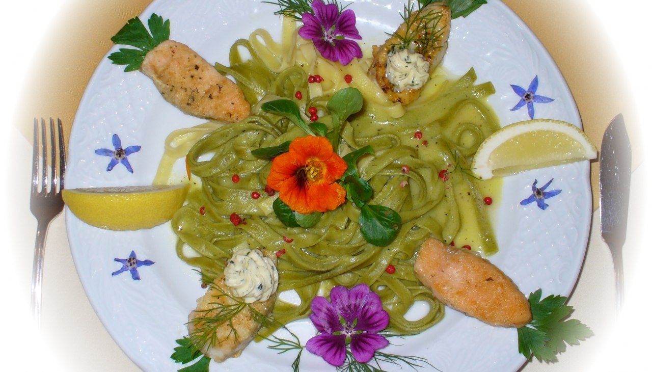 Variatie in snoekbaars en zalm, © Robert Niche Variatie in snoekbaars en zalm, © Robert Niche