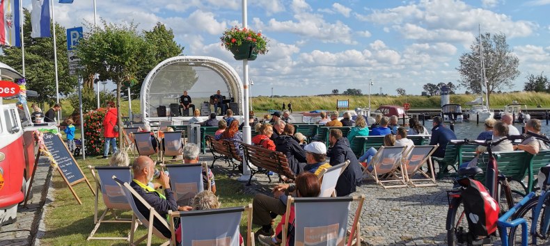 &copy; Musik am Hafen.jpg