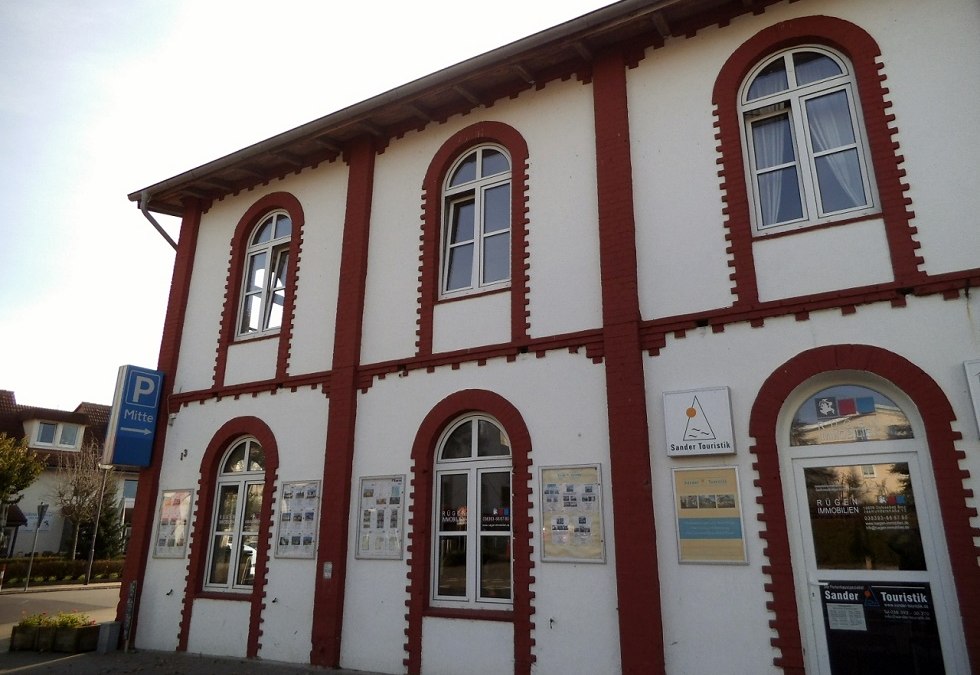 Voormalig gebouw van de 1e krachtcentrale in Binz., © Tourismuszentrale Rügen