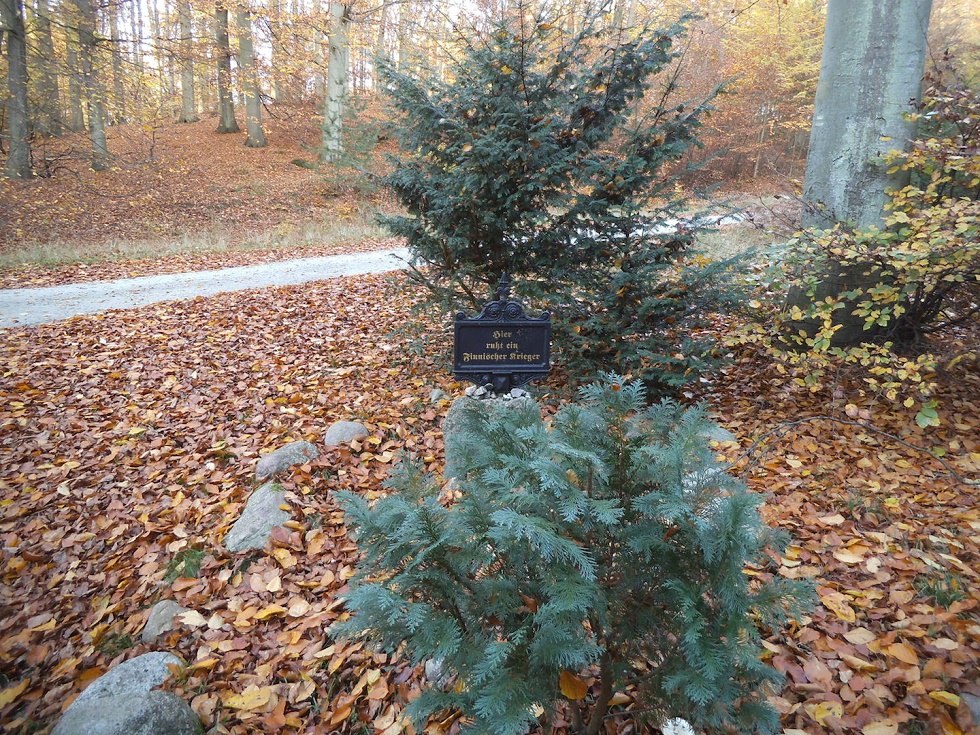 Graf van de Finse krijger in de Granitz, &copy; Tourismuszentrale R&uuml;gen