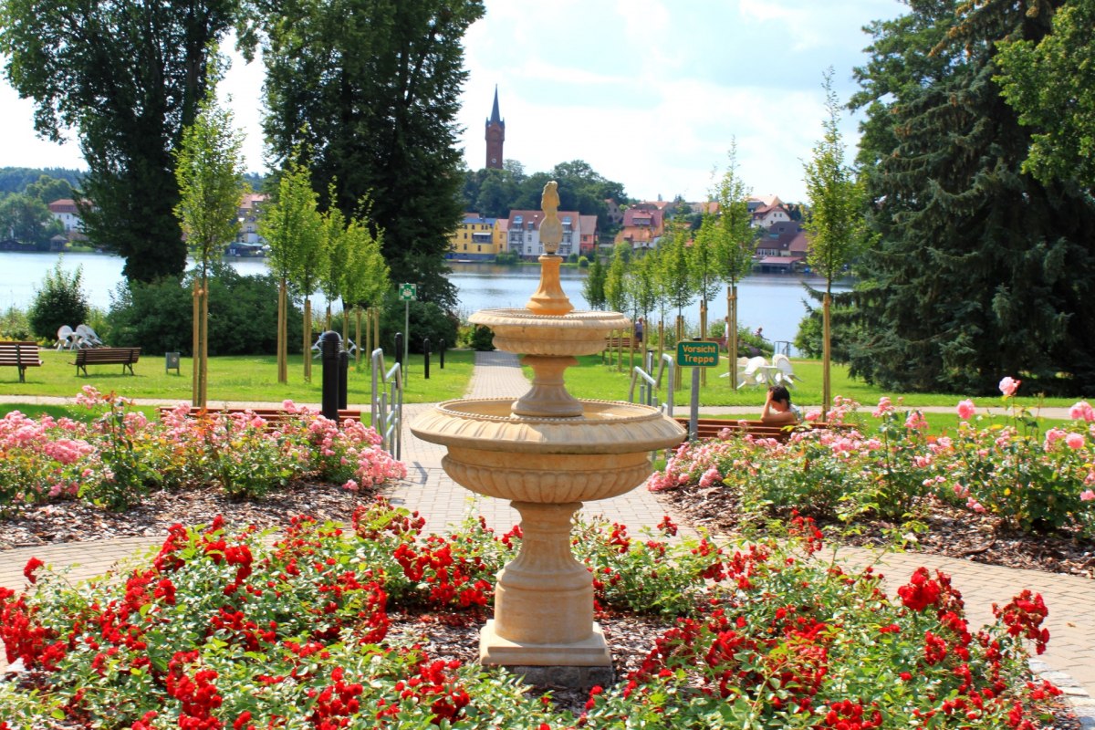 B&uuml;hende Parkanlage // &copy; Klinik am Haussee