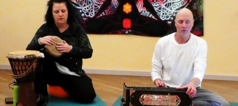 Mantra singing circle & meditation, © Ralf Krämer