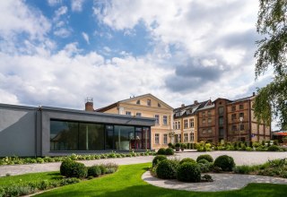 Welcome to the Hotel Mecklenburger Hof! // © Hotel und Pension in der Nudeloper Welcome to the Hotel Mecklenburger Hof! // © Hotel und Pension in der Nudeloper