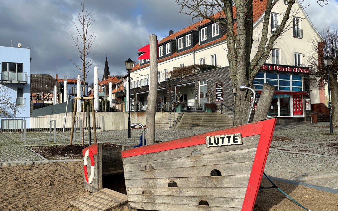 The play ship at the swing bridge, © Kultur- und Sportring e.V.