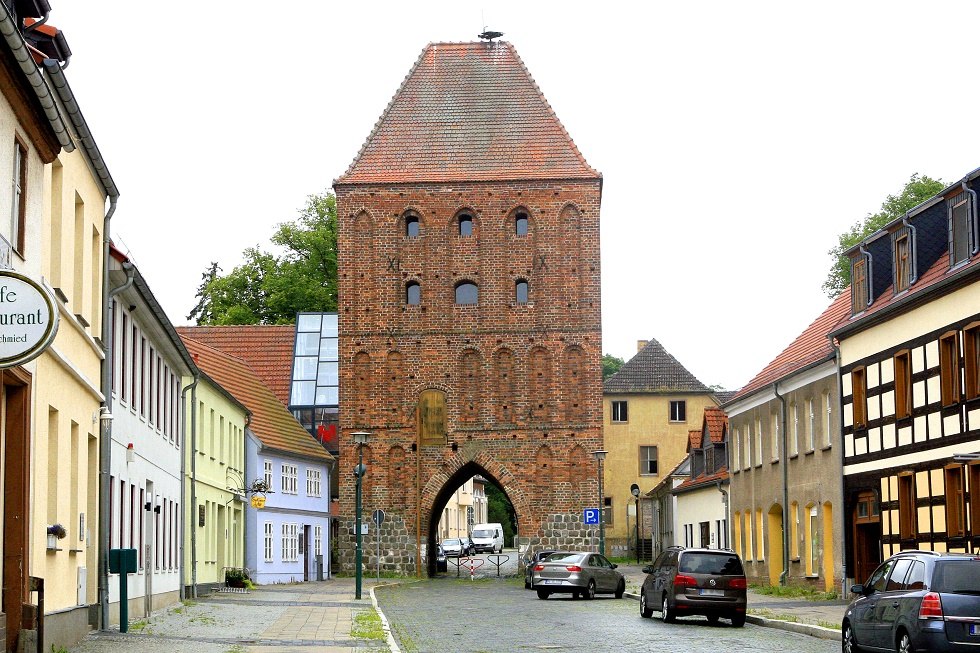 Widok na wieżę bramną Prenzlau, w kt&oacute;rej mieści się Muzeum Miejskie., &copy; Sabrina Wittkopf-Schade