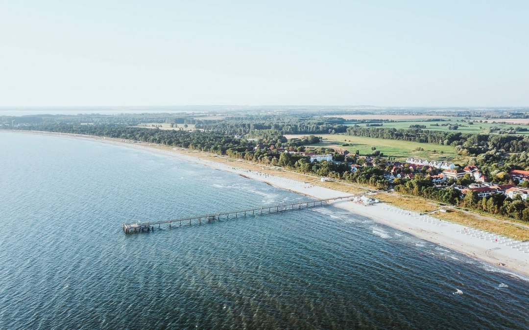 Also beautiful from the air: Boltenhagen's long sandy beach. // &copy; TMV/Friedrich