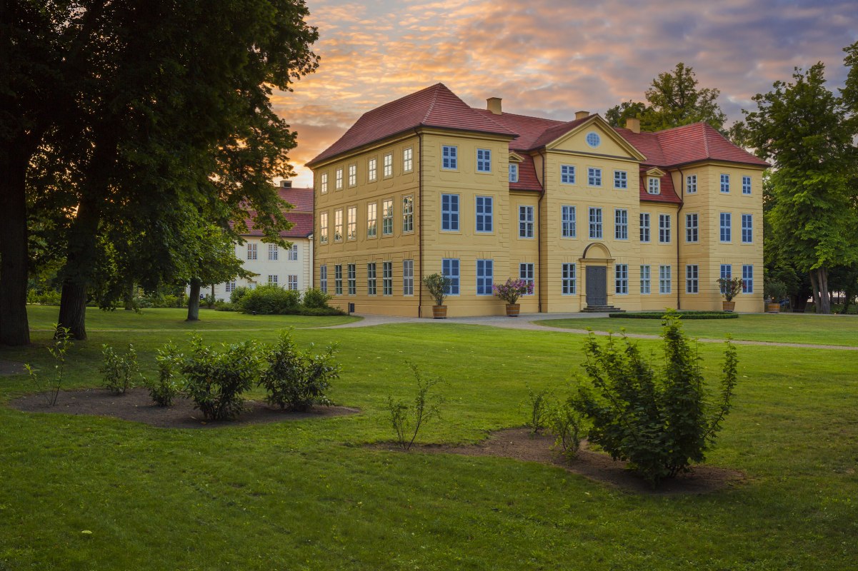 Zamek Mir&oacute;w o zmierzchu // &copy; SSGK M-V / Timm Allrich