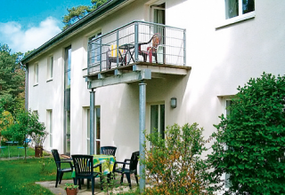 © Petersen © Petersen