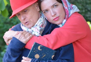 © Company Povezani © Company Povezani