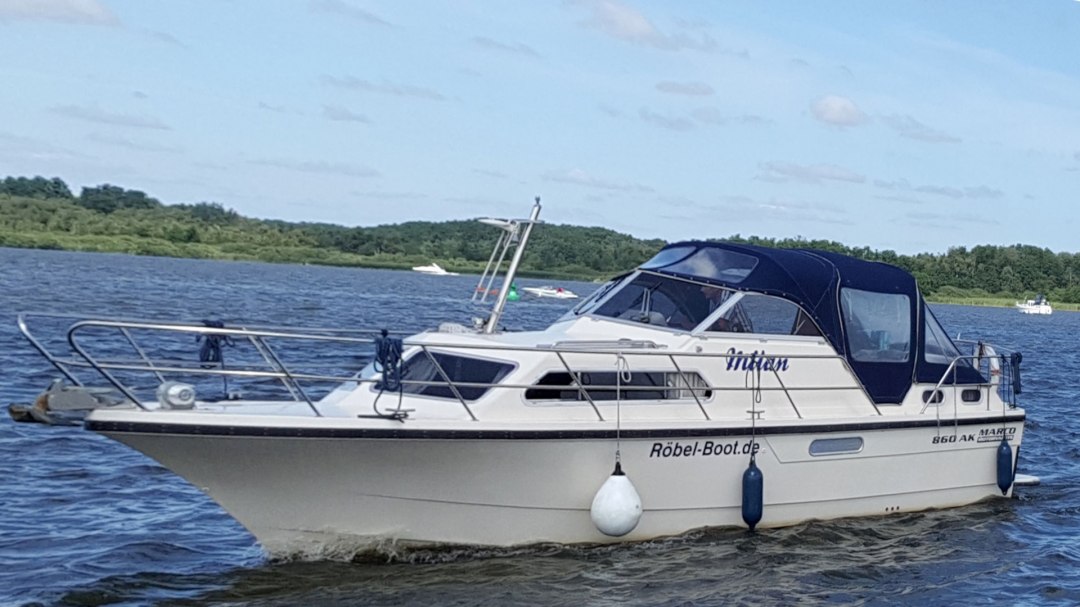 Motor yacht Milan in Rechlin, © Röbel-Boot