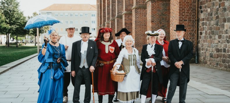 kostenfreie Stadtführungen zum Vier-Tore-Fest // © Veranstaltungszentrum Neubrandenburg kostenfreie Stadtführungen zum Vier-Tore-Fest // © Veranstaltungszentrum Neubrandenburg