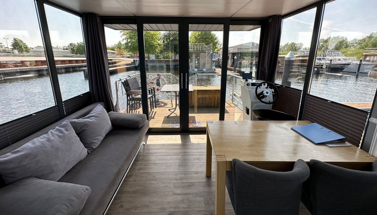 Widok z łodzi, © C. Kaufmann Widok z łodzi, © C. Kaufmann