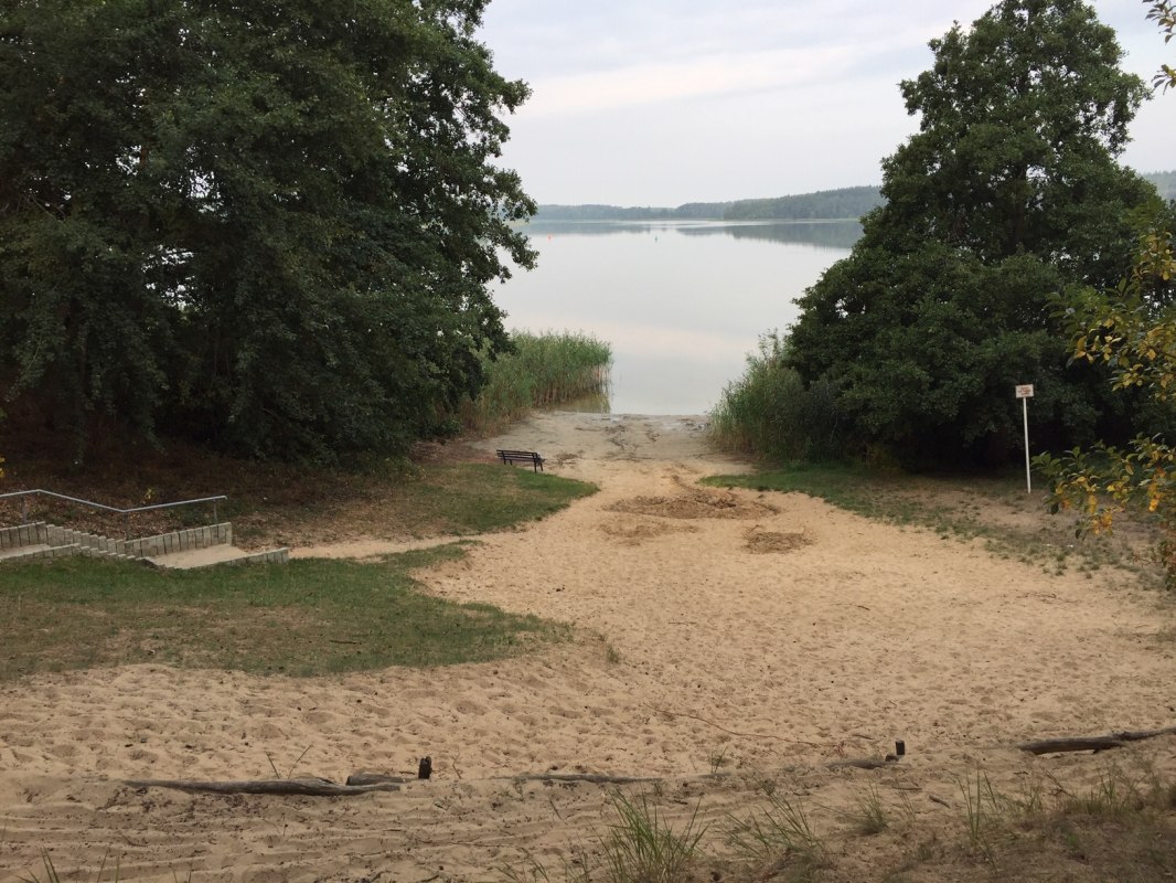 Canow bathing area with fine sandy beach // &copy; Mecklenburgische Kleinseenplatte Touristik GmbH