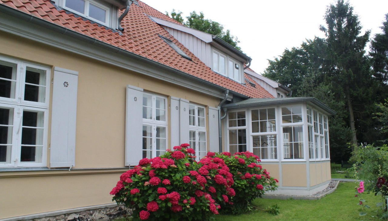 Wusterhusen plebania z wystawą stałą Karl Lappe, © Josephin Bock Wusterhusen plebania z wystawą stałą Karl Lappe, © Josephin Bock