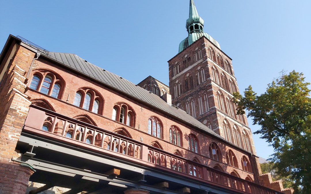 Balkon stadhuis & St Nicolaaskerk, © Tourismuszentrale Stralsund