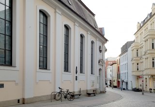The facade of St. Anna in Schwerin seen from Schlossstraße. // © Tourismusverband Mecklenburg-Schwerin The facade of St. Anna in Schwerin seen from Schlossstraße. // © Tourismusverband Mecklenburg-Schwerin