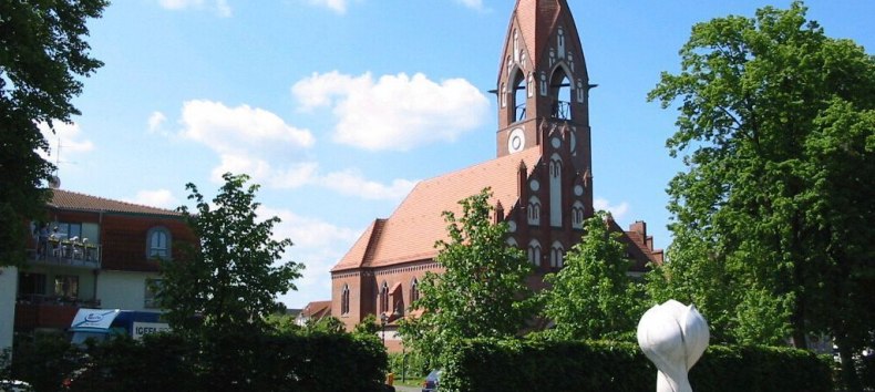 Maria-Rosenkranz-Königin-Kerk,
Katholieke kerk Demmin // © Hansestadt Demmin Maria-Rosenkranz-Königin-Kerk,
Katholieke kerk Demmin // © Hansestadt Demmin