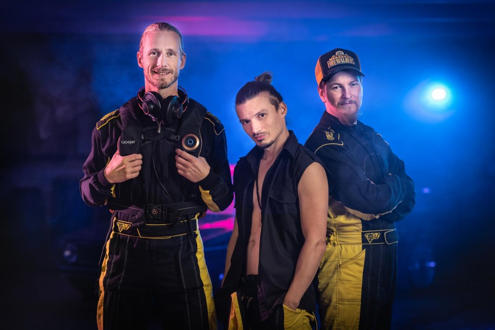 &copy; THE NEW HORNETS