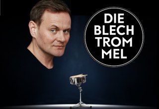 &raquo;Die Blechtrommel&laquo; mit Devid Striesow (Lesung) und Stefan Weinzierl (Schlagwerk) // &copy; Tobias Schult Photography