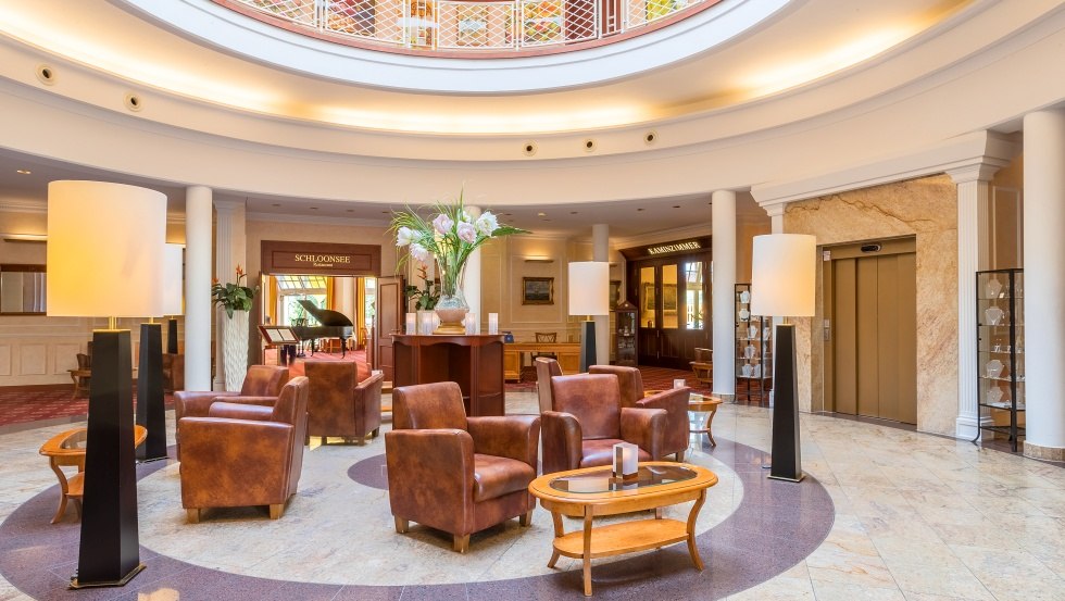 Welcome to the KAISER SPA HOTEL ZUR POST // © Kaiserbad Bansin Hotelbetriebsgesellschaft mbH & Co. KG Welcome to the KAISER SPA HOTEL ZUR POST // © Kaiserbad Bansin Hotelbetriebsgesellschaft mbH & Co. KG