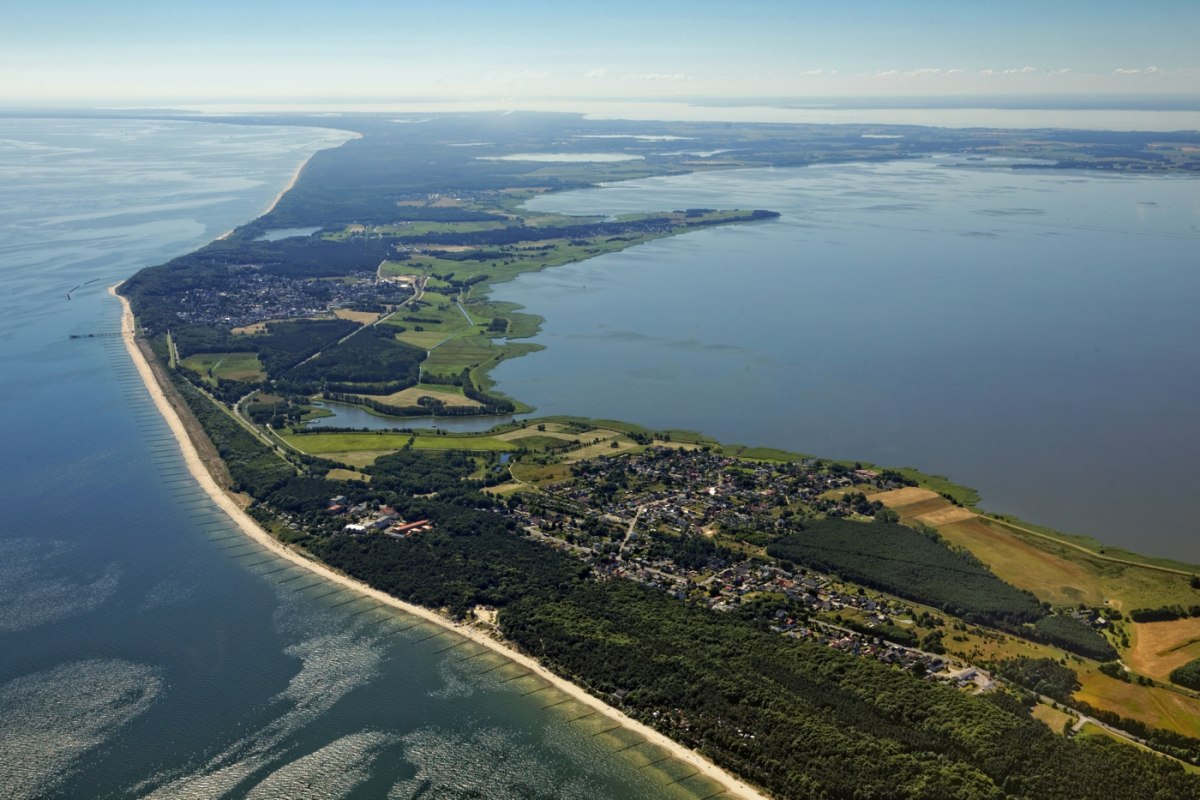 Kustwandeling met de heer Altmann, &copy; Adrion