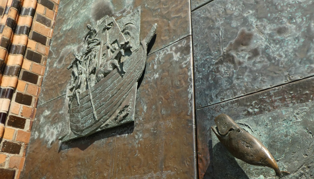 Kości&oacute;ł św. Piotra we wschodniej części starego miasta, &copy; TZRW/A. Gabriel