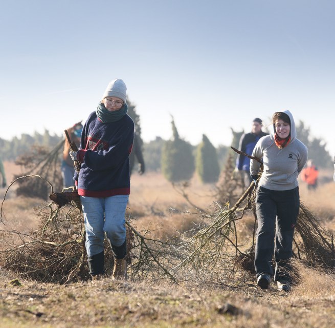 © Matthäus Holleschovsky - Bergwaldprojekt e. V. © Matthäus Holleschovsky - Bergwaldprojekt e. V.