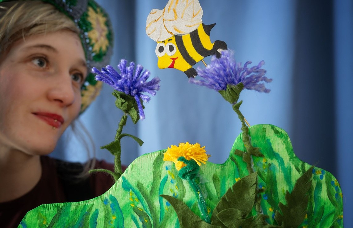 Hommel 2 Flora-Fabula_Rostock-2026_foto_Maren-Winter_03_kleiner, &copy; Maren Winter