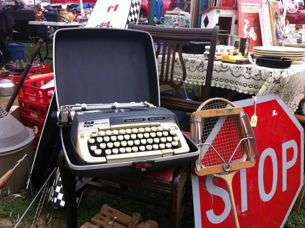 4th Frankenhorst Lake Flea Market // &copy; Pexels