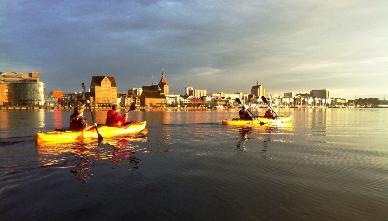 Evening atmosphere in Rostock city harbor, © Ronald Kley Evening atmosphere in Rostock city harbor, © Ronald Kley