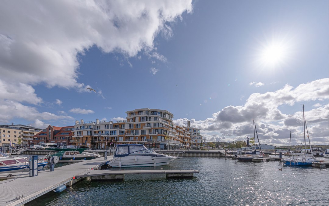 Rezydencja portowa Waren (Müritz) -
Ekskluzywna rezydencja w porcie Waren, © K&K Ferienimmobilien GmbH & Co.KG
