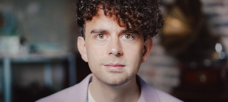 &copy; Simon Diefenbach