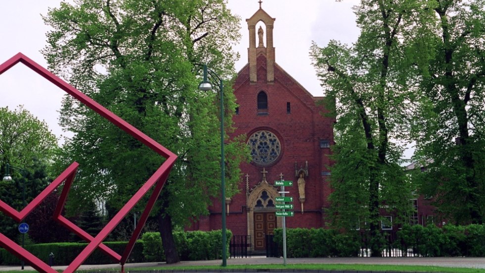 katholische-kirche, &copy; Stadt Neustrelitz