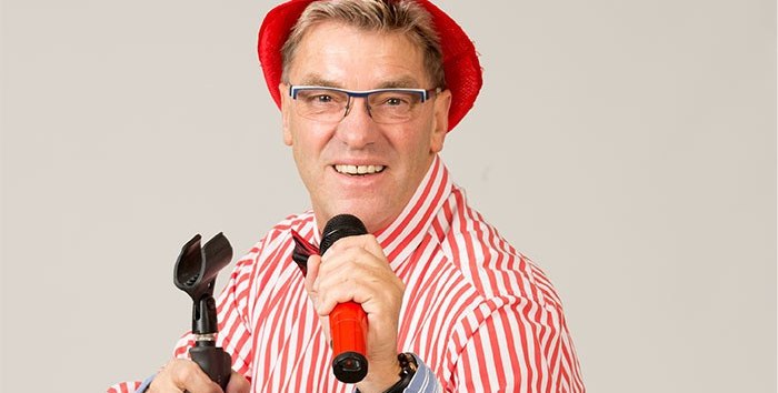 &copy; J&ouml;rg Hinz