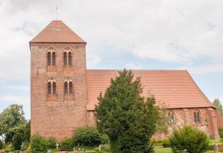 The church, dating from the 15th century. // &copy; Frank Burger